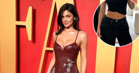 Kylie Jenner flaunts toned midsection in low-rise jeans amid speculation of pregnancy