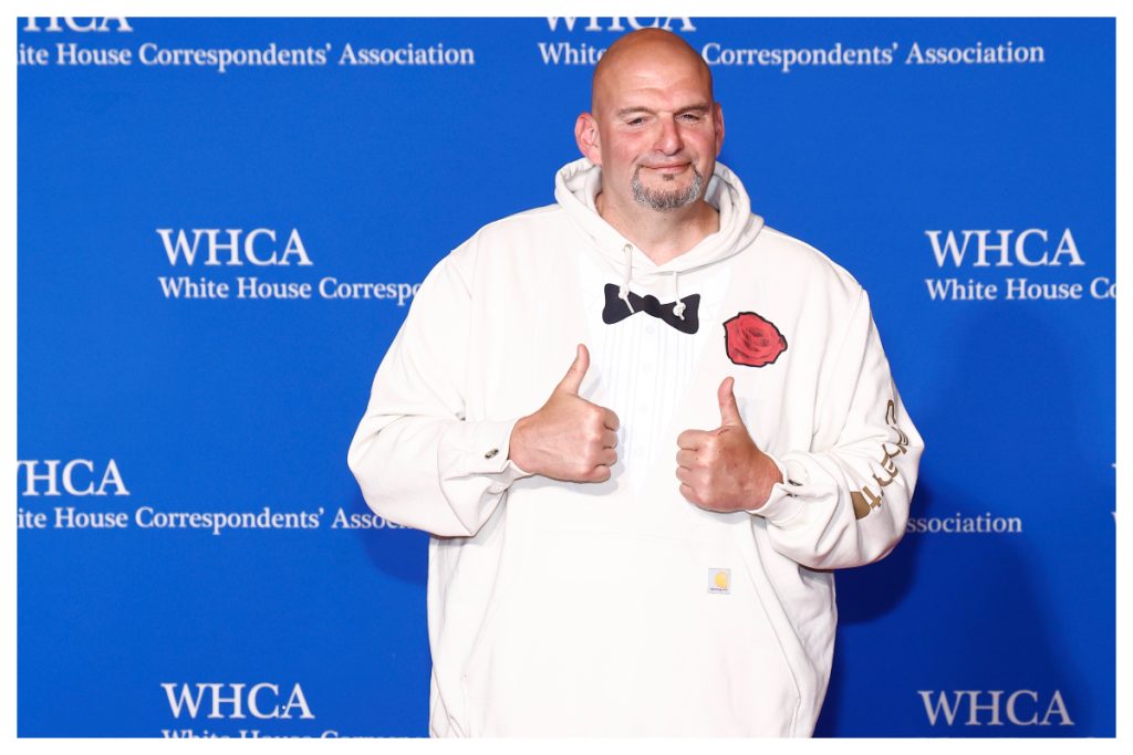 John Fetterman’s Outfit at the White House Correspondents’ Dinner Divides Opinion