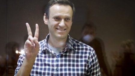 Russian opposition leader Alexei Navalny’s posthumous memoir set for publication on Oct. 22