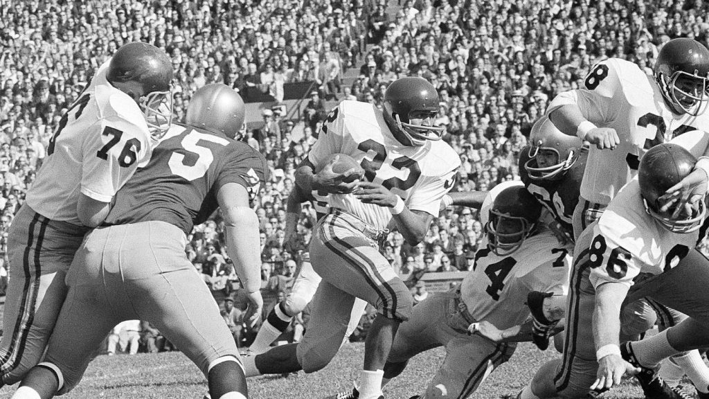USC Stays Mum on O.J. Simpson’s Passing, Highlighting Deep Ties to Football Star