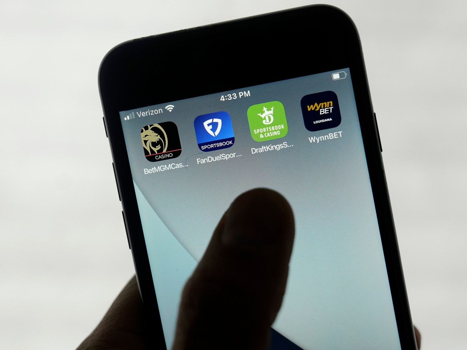 rewrite this title ‘Like the drug trade’: Argentina debates limiting online gambling for teens