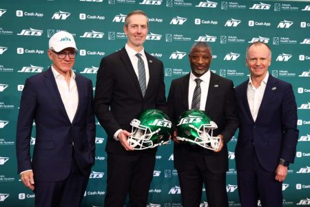 rewrite this title Aaron Glenn and Darren Mougey bring the Jets hope — if Woody Johnson stays out of their way