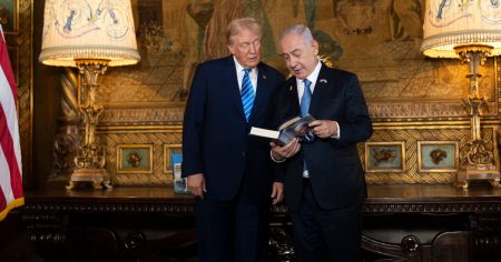 rewrite this title Trump and Netanyahu Meeting Is Expected to Focus on Gaza Cease-Fire