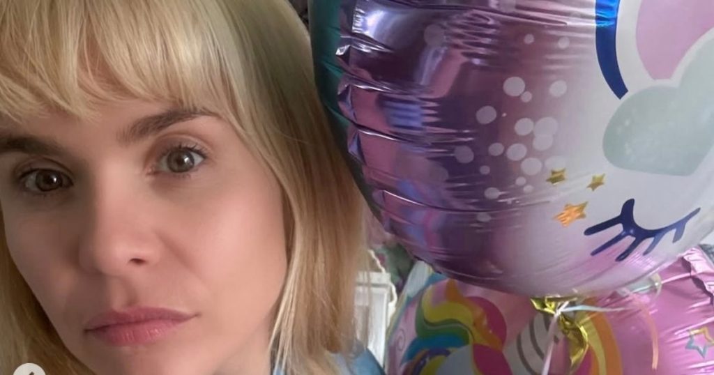 rewrite this title Paloma Faith shares devastating reality of being single mum as kids leave her on birthday
