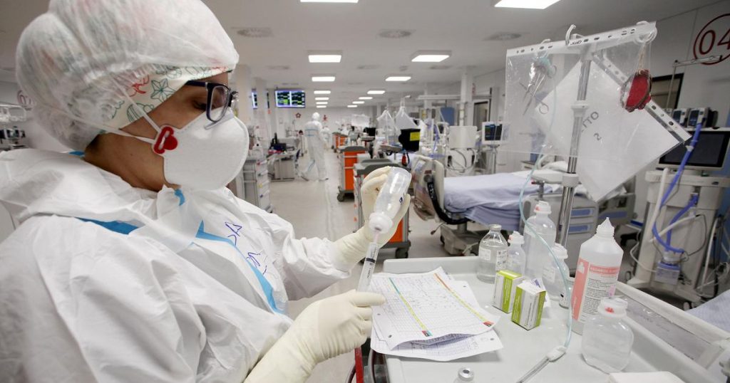 rewrite this title in english Il nuovo piano pandemico: restrizioni alla libertà solo con le leggi, no Dpcm