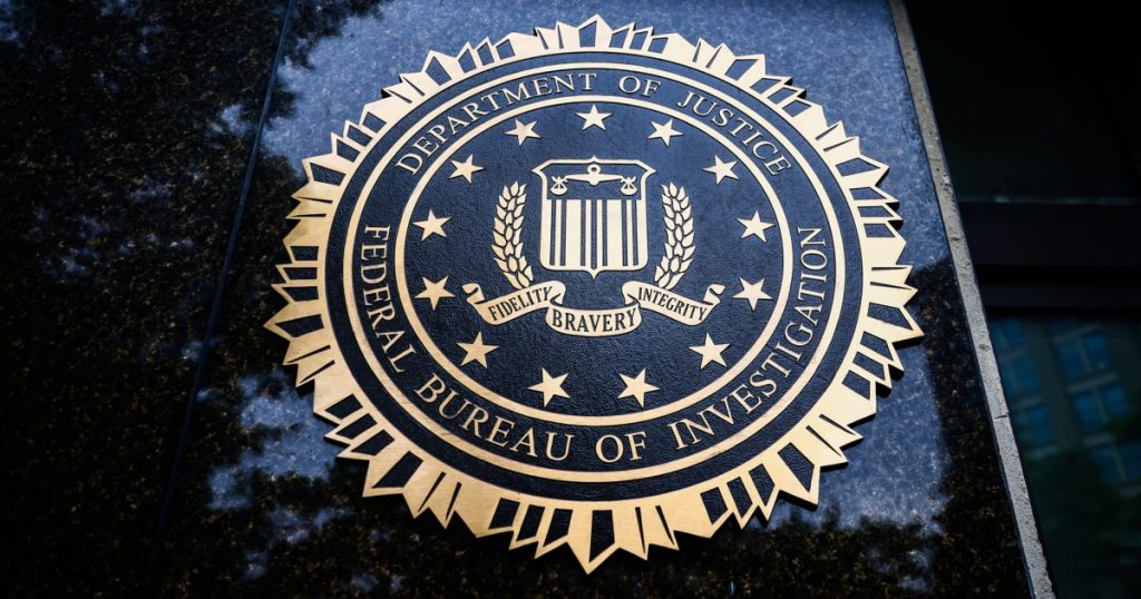 rewrite this title Agents ‘have started to pack up their desks’ as fear of FBI mass firings swirls