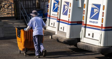 rewrite this title Postal Service to resume accepting China shipments