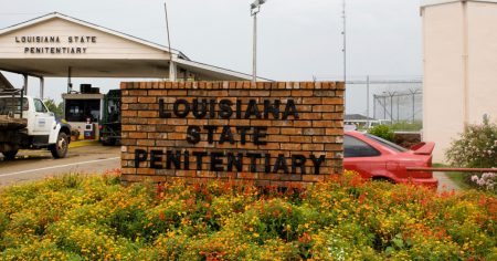 rewrite this title Louisiana man on death row dies weeks before March execution date