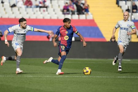 rewrite this title Lamine Yamal and his 14 seconds of Lionel Messi-like magic against Alaves