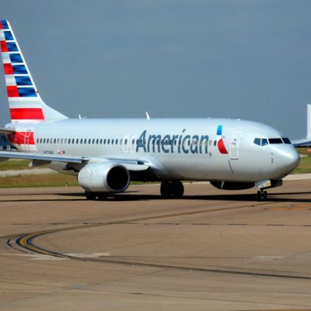 rewrite this title American Airlines Crash: How U.S. Figure Skating Honored Victims