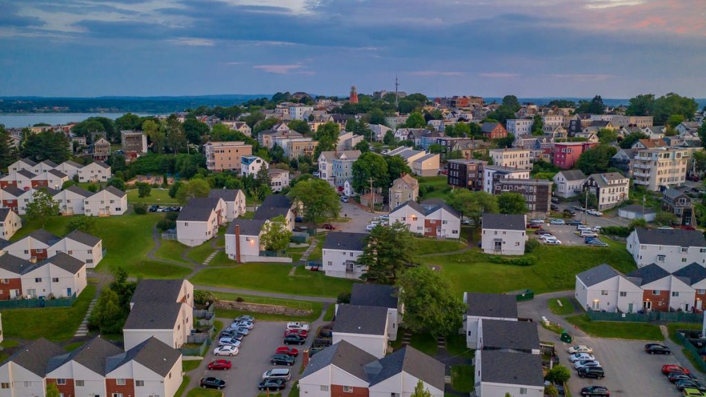 rewrite this title Best Internet Providers in Maine