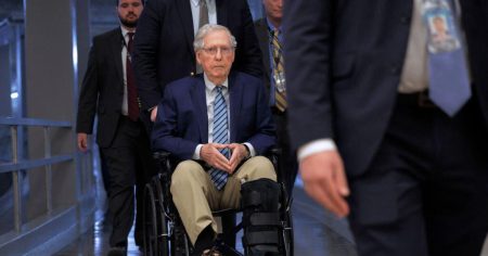 rewrite this title Mitch McConnell says he won’t run for reelection next year