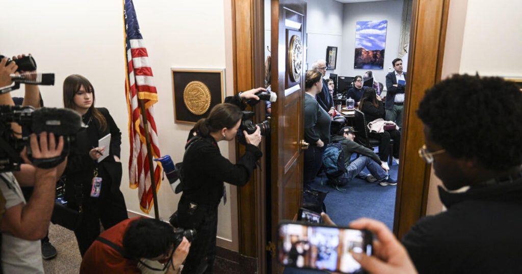 rewrite this title Judge rules mass firings of federal probationary employees is likely illegal