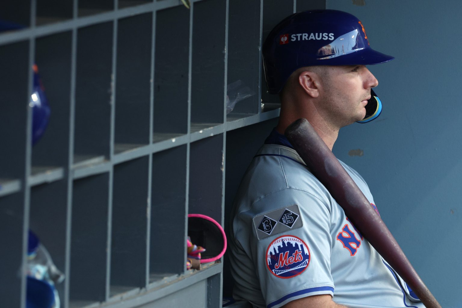 rewrite this title Mets Owner Sends Message to Pete Alonso After He ‘Certainly Won’ Negotiation