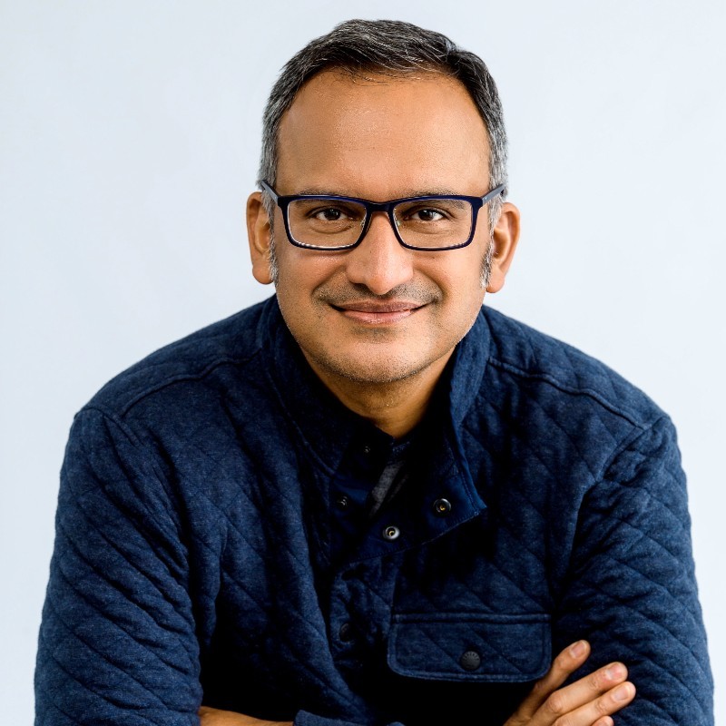 rewrite this title Smartsheet leader calls AI a ‘gift’ that is transforming how we live and work