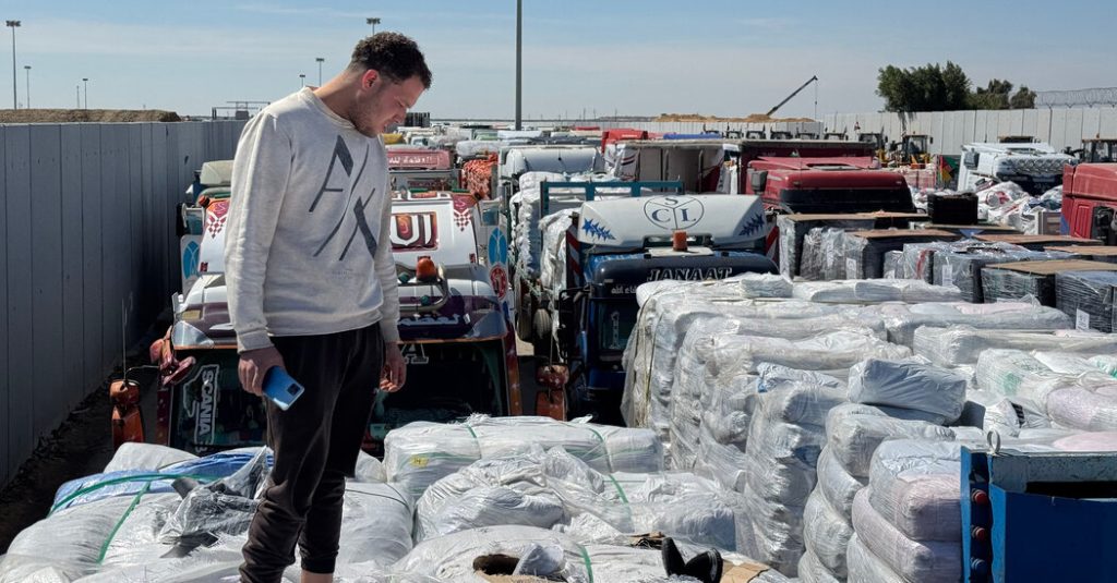 rewrite this title Israel Halts Aid to Gaza and Proposes New Cease-Fire Framework