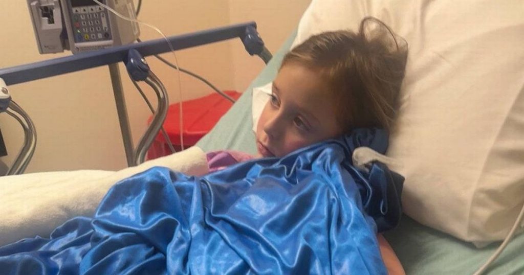 rewrite this title Little girl, 5, temporarily paralysed from waist down after mum spots odd flu symptom