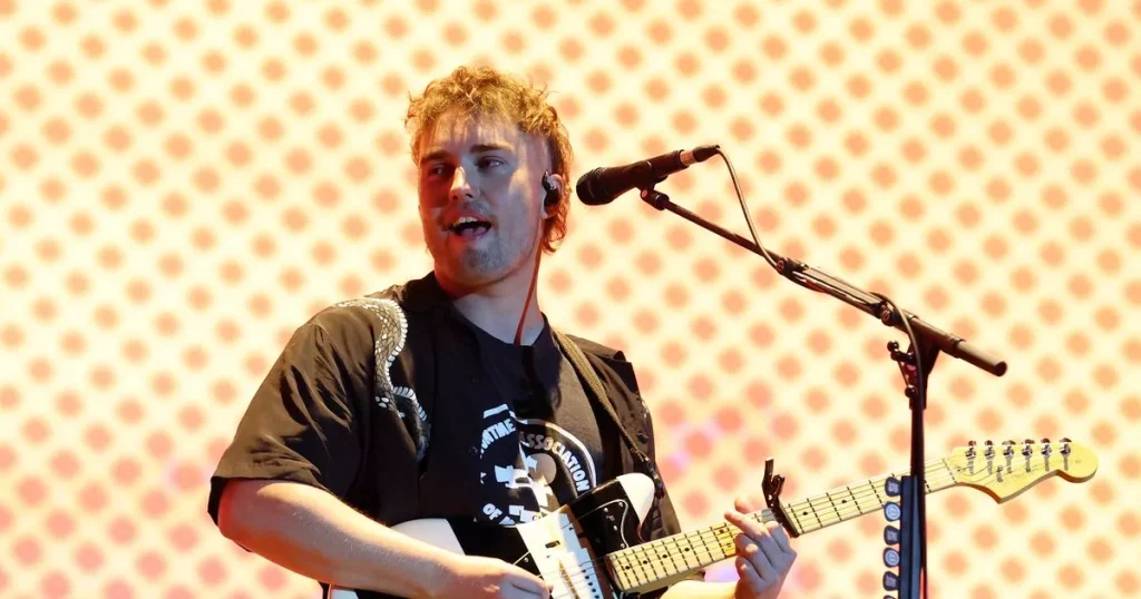 rewrite this title Sam Fender fans in stitches over cheeky tour tickets detail on his website