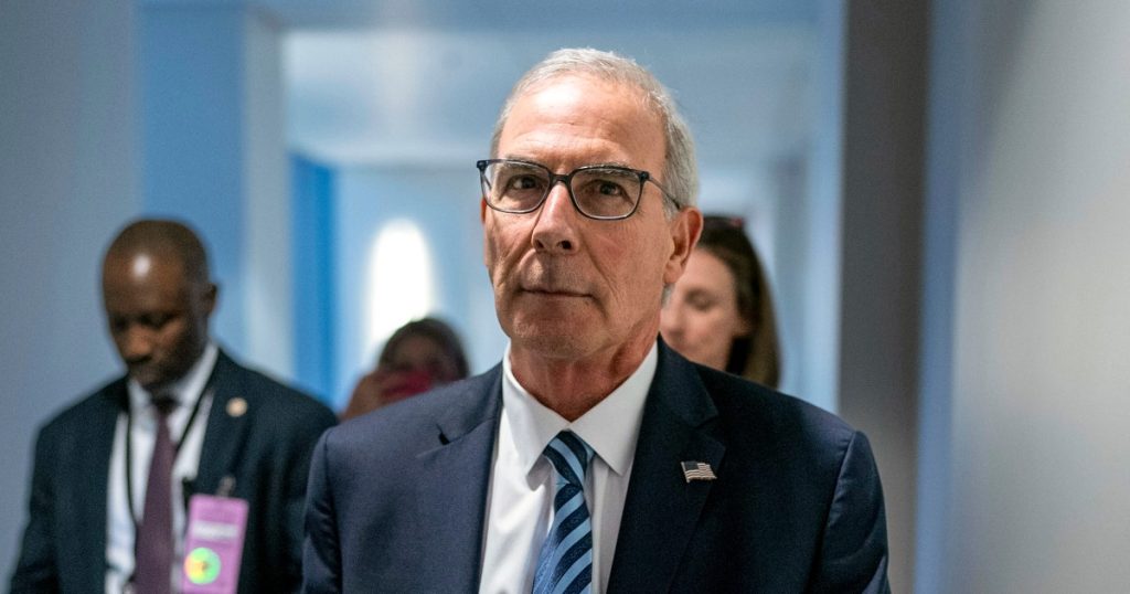 rewrite this title Special counsel who prosecuted Hunter Biden quietly resigned in January