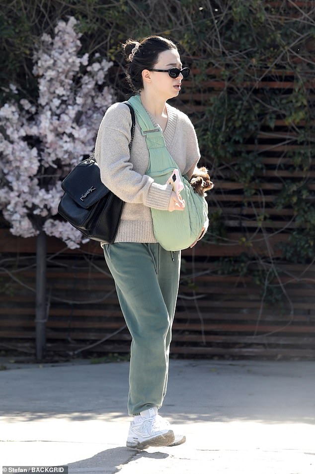 rewrite this title Mikey Madison looks tense as Demi Moore’s loss overshadows her Oscars glory