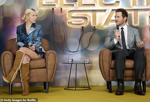 rewrite this title Chris Pratt commended for stepping in to protect Millie Bobby Brown during wardrobe issue