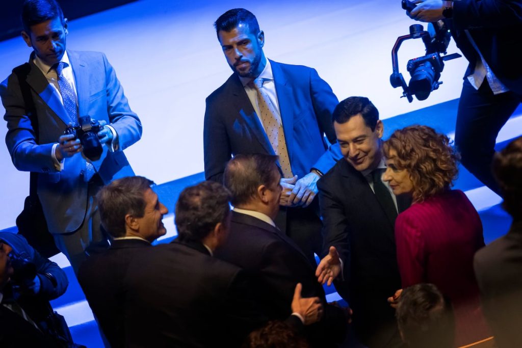 rewrite this title in english Moreno a Montero en el día de Andalucía: “Necesitamos euros contantes y sonantes, no ilusionismo contable”