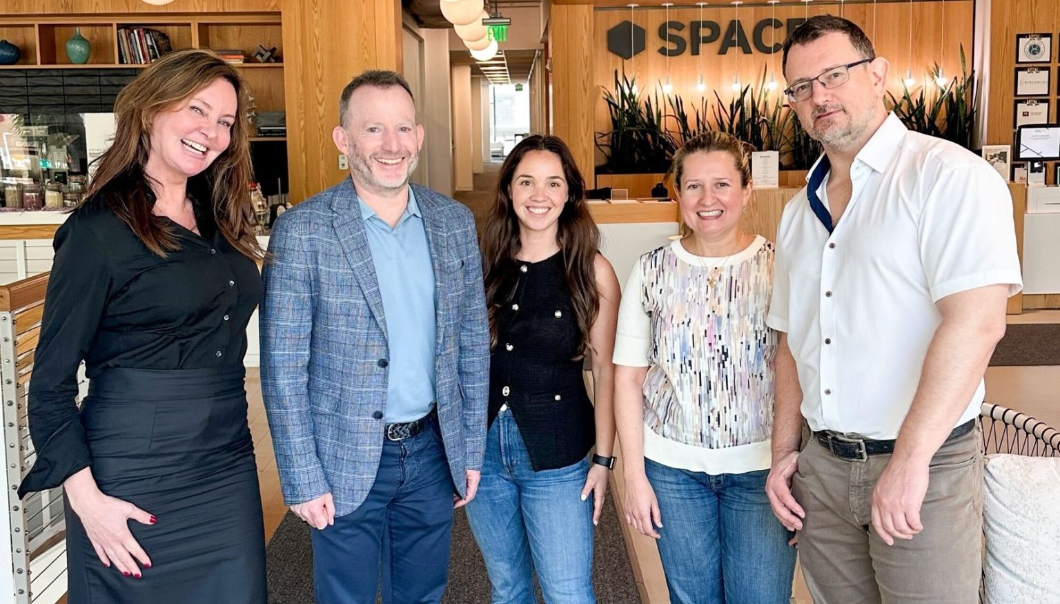 rewrite this title Seattle startup vets launch new company to rethink marketing for spas and beauty brands